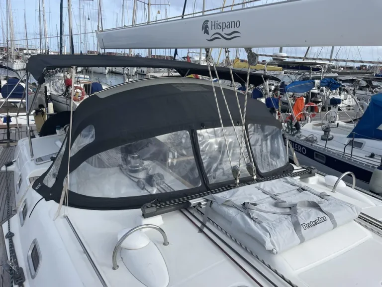 OCEANIS 523