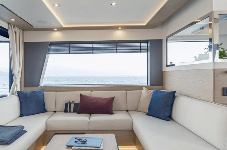 BENETEAU TRAWLER 62