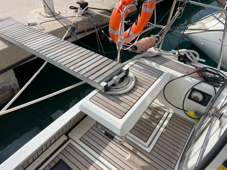 OCEANIS 41.1 – 2019