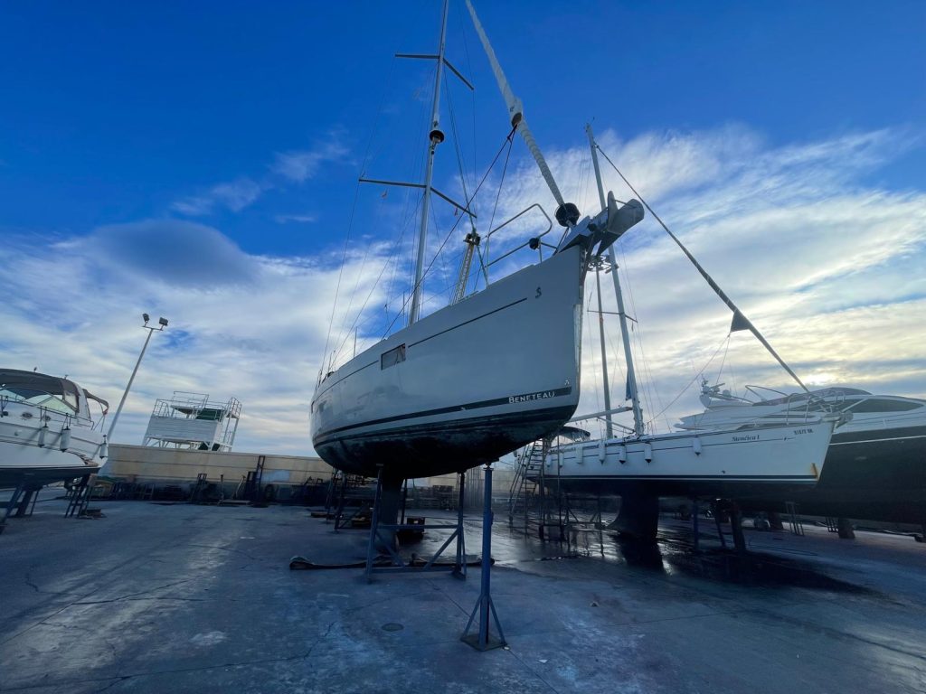 BENETEAU SENSE 55