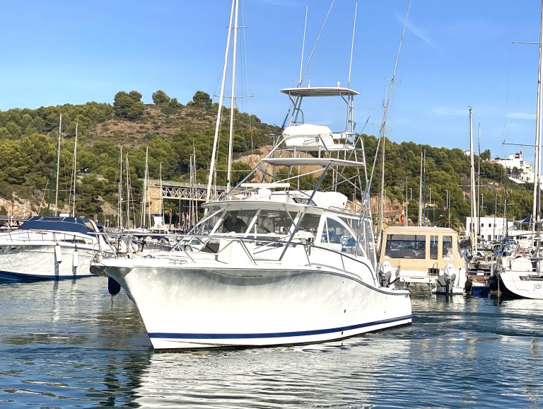 LUHRS 41 Open