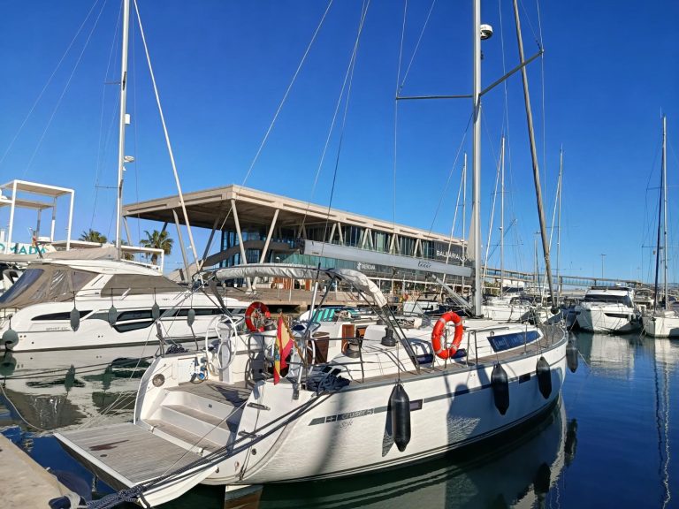 BAVARIA 51 CRUISER