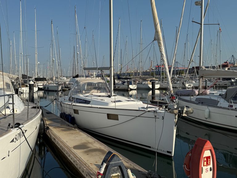BENETEAU OCEANIS 48