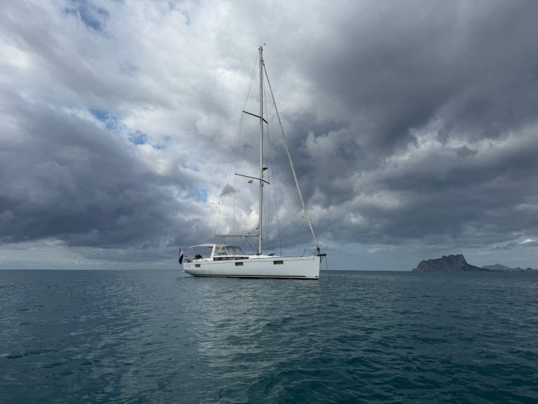 BENETEAU OCEANIS 48