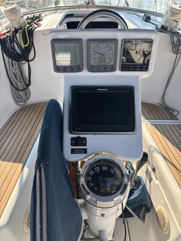 Beneteau Oceanis 323