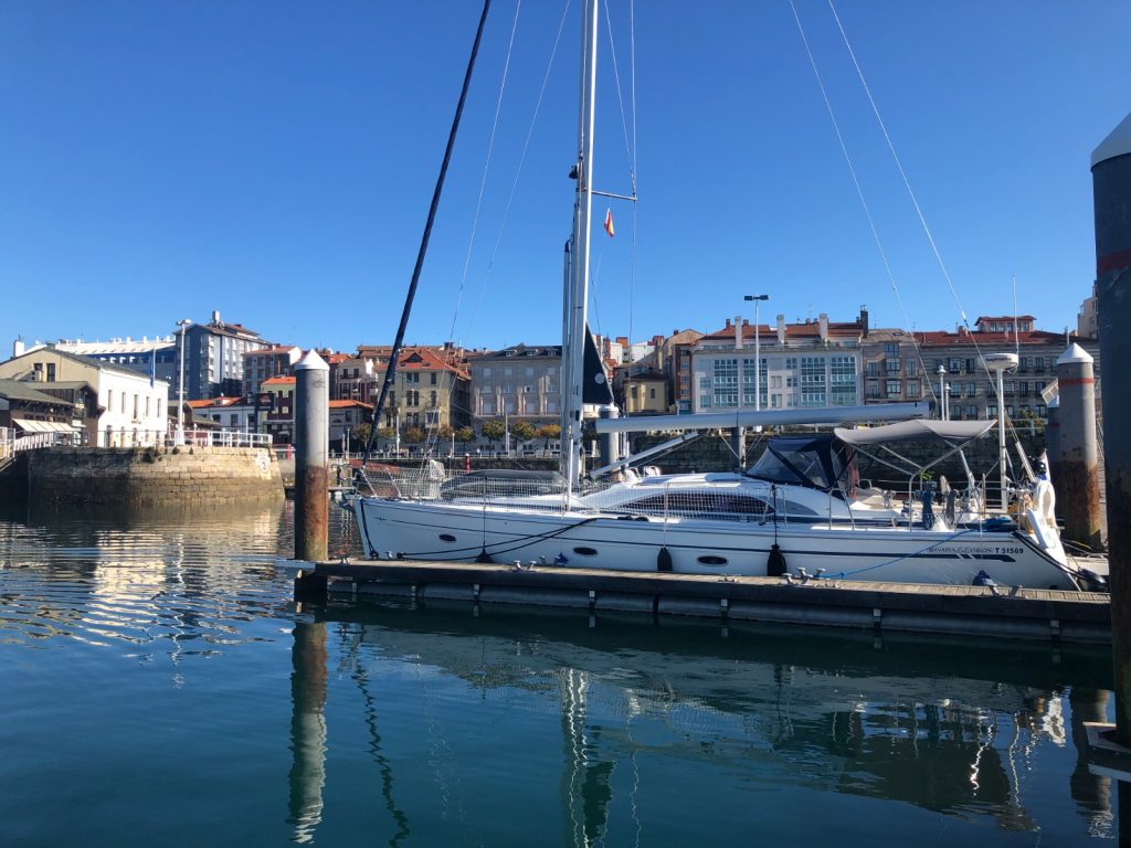 BAVARIA 44 VISION